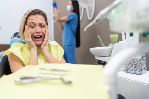Best Emergency Dental Extractions in Coloma, MI